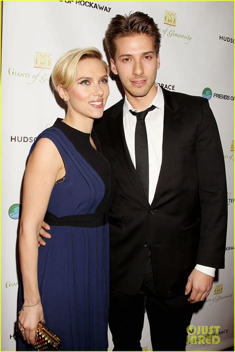 scarlett johansson and her brother.